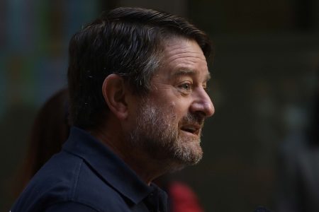 “Problema de voluntad política”: Orrego insiste en uso de armas no letales en Carabineros