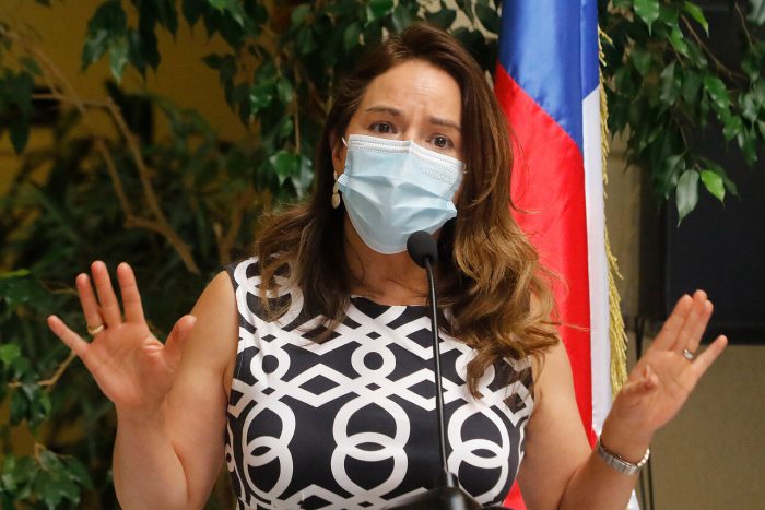 Diputada Pérez acusa «falta de humildad» de parte del Gobierno con la bancada DC: «No vamos aprobar cualquier cosa»