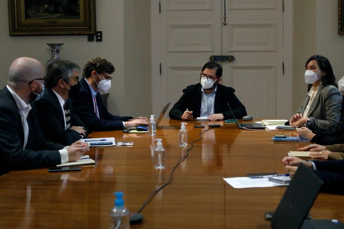 Las piedras angulares del consejo de gabinete ampliado en La Moneda: reformas estructurales, proceso constituyente y canasta básica