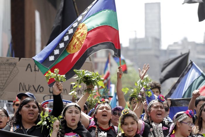 Aprender la lengua para después enseñarla: el desafío de la pedagogía en lengua y cultura mapuche
