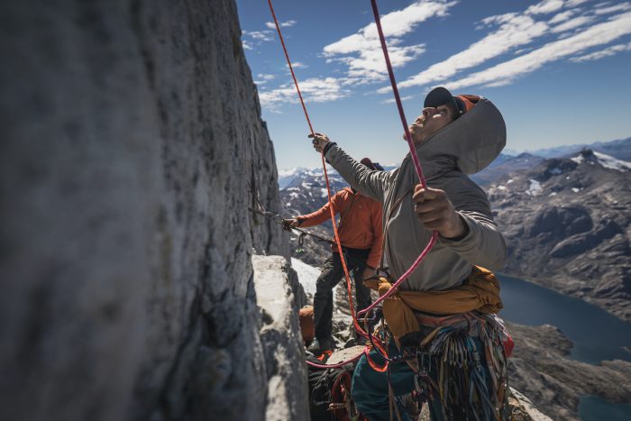 Cordillera de Riesco: la increíble historia detrás de la primera travesía a las Torres de granito del Grupo la Paz