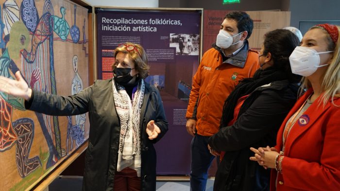 Museo Violeta Parra lleva la muestra “El baúl de violeta” a los rincones más inaccesibles del país