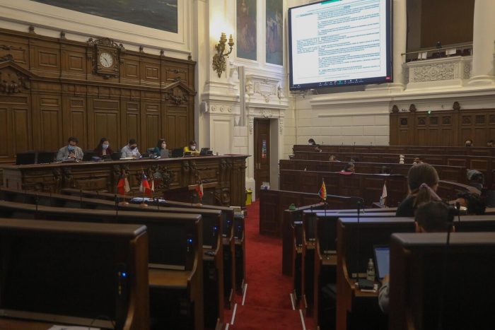 Pleno de la Convención delibera sobre segundo informe de Sistema Político y complejiza aún más su discusión interna