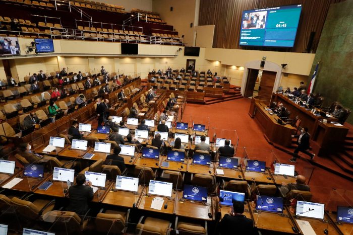 Con los suyos no alcanza, con descolgados menos: gobierno confiesa pesimismo ante quinto retiro en el Senado