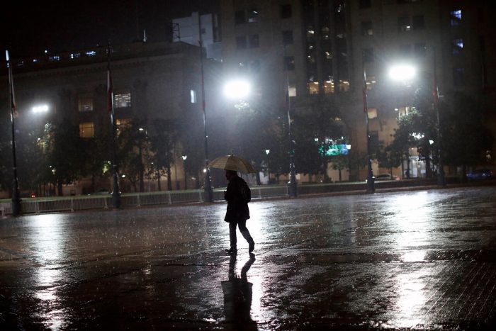 Sistema frontal: Santiago quedó con superávit de lluvias