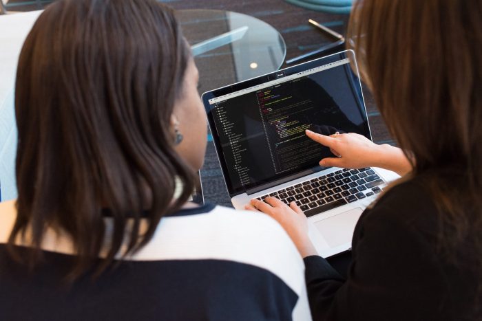 Cambiemos el futuro: por más mujeres trabajando con tecnología en Latinoamérica