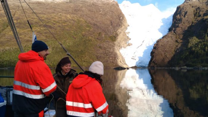 Expedición oceanográfica detectó microbasural en prístino canal patagónico