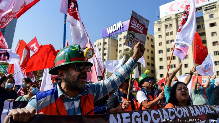 Por mejores condiciones laborales: América Latina salió a las calles a conmemorar el Día del Trabajador