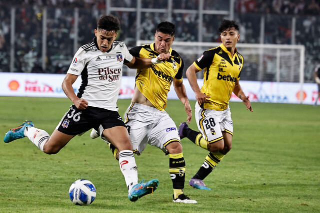 Colo Colo se encumbró en el torneo nacional tras golear a Coquimbo