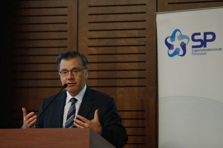 Superintendente de Pensiones: "Las AFP están al debe en su relación con los afiliados"