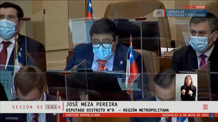 Diputado Meza cita a C. Tangana para criticar proyecto de salario mínimo presentado por el Gobierno: «Hasta los tontos tenemos tope»