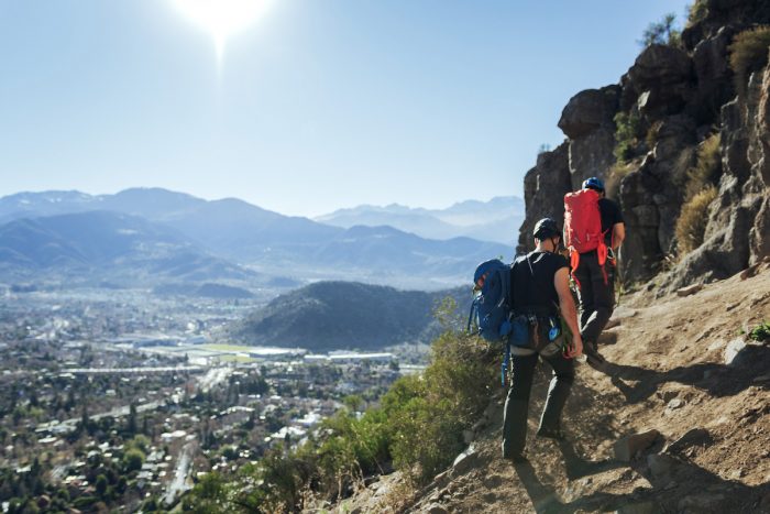 Lanzan segunda versión del curso gratuito “Iniciación al montañismo responsable” de Andes Santiago