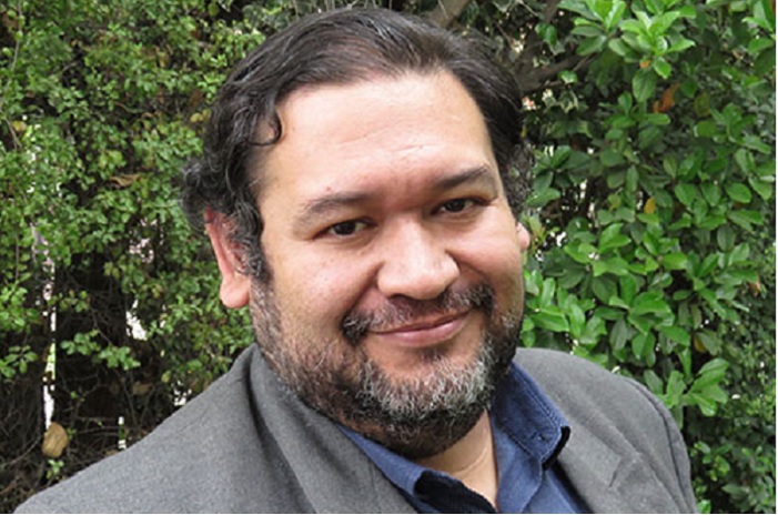 Excoordinador de Asuntos Indígenas del gobierno, Salvador Millaleo, critica al Ejecutivo por Estado de Excepción: «Construir la plurinacionalidad requiere de mayor convicción”