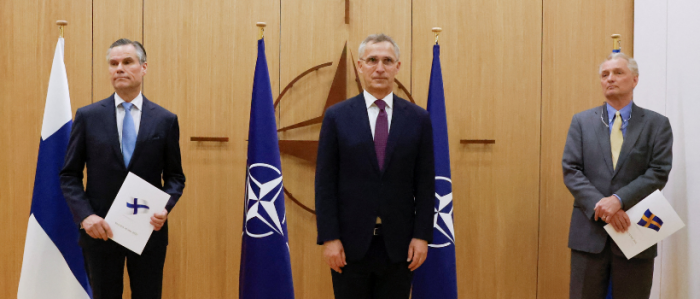 Suecia y Finlandia entregan a la OTAN su solicitud de ingreso en la alianza