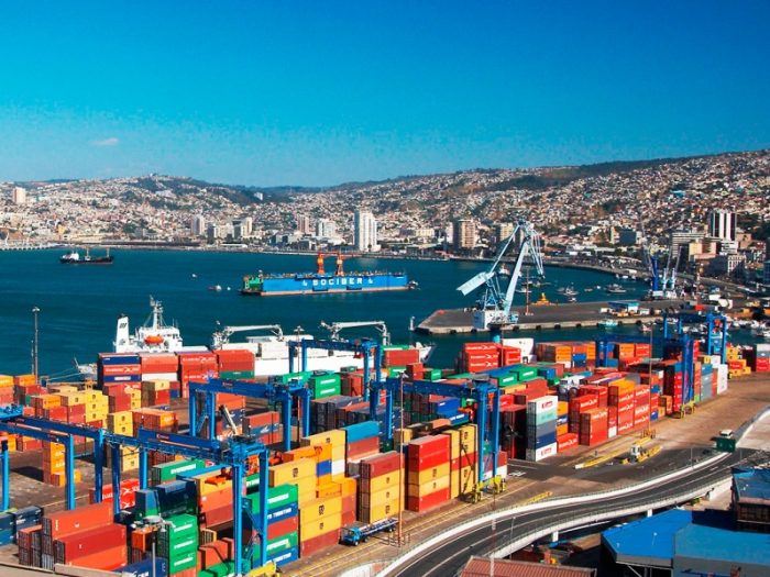 San Antonio y Valparaíso: mirando el futuro de nuestros puertos