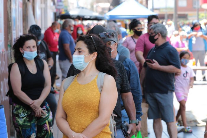 Balance Covid-19: Minsal reporta 12.111 casos nuevos y positividad nacional de 14,44%