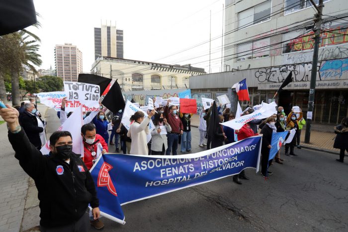 Trabajadores del Hospital Psiquiátrico de Valparaíso se van a paro ante la denuncia de tortura por parte de la ministra Yarza: «Estamos completamente dañados»
