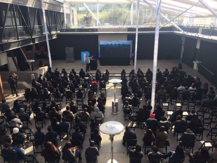 Senado y CF promueven acceso a las ciencias en colegio Lo Barnechea Bicentenario