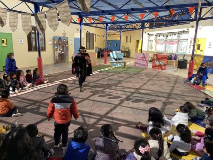 Lanzan nuevo libro intercultural y plurilingüe dirigido a la primera infancia
