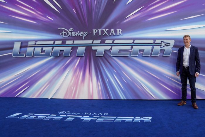 Película «Lightyear» de Pixar no se estrenará en 14 países por escenas pareja del mismo sexo