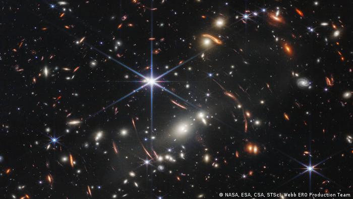 Los sonidos del universo de hace 7000 millones de años dan pistas sobre la energía oscura