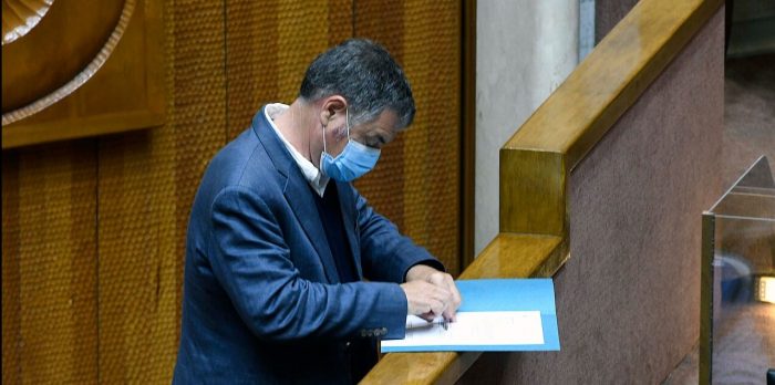 Tribunal desestimó querella por injurias de Senador Ossandón a excandidato a alcalde de Pirque