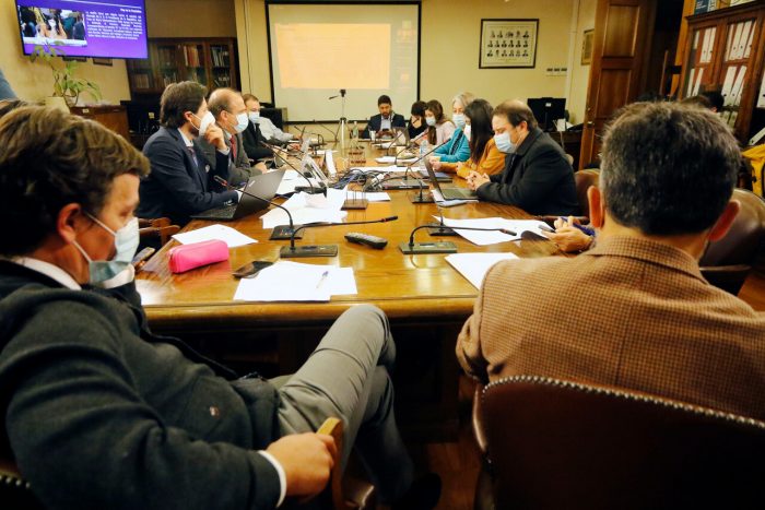 Comisión de Trabajo de la Cámara Baja aprueba Bono Chile Apoya de Invierno y lo despacha a Sala
