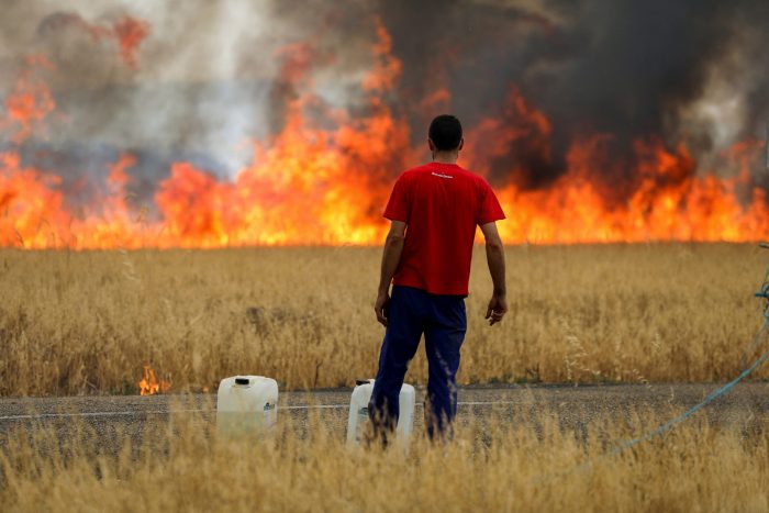 Las altas temperaturas baten récords en Europa, mientras los incendios arrasan el sur