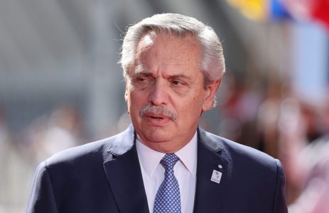 Justicia argentina confirma procesamiento de Alberto Fernández por violencia de género contra Yáñez