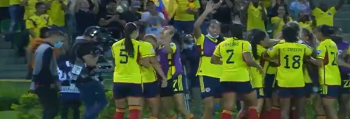 La Roja Femenina cayó cuatro a cero ante Colombia, pero aún tiene chances de asistir al Mundial de 2023