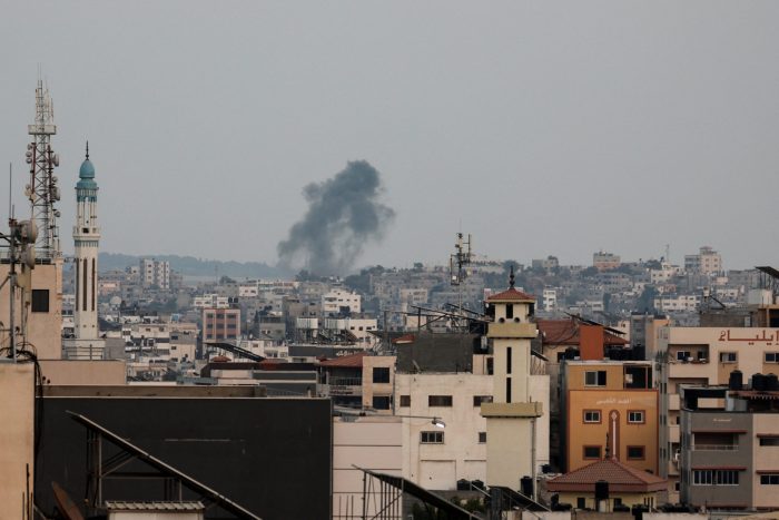 Fuerte ofensiva israelí sobre Gaza amenaza con desencadenar una escalada