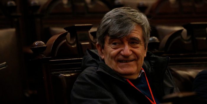 Camilo Escalona y el balance a menos de tres semanas del plebiscito: «En todo este proceso veo un gran ausente, la derecha»