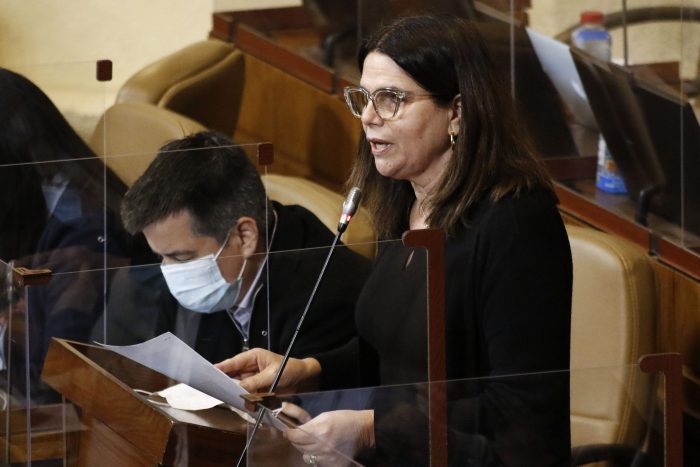 Diputada Ossandón y su criticada frase a pacientes psiquiátricos en medio de interpelación a la ministra Yarza: “Mis queridos locos”