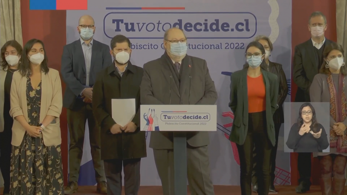 Plebiscito constitucional: Andrés Tagle afirma que cierre de mesas no puede darse si es que hay «electores en disposición de votar»