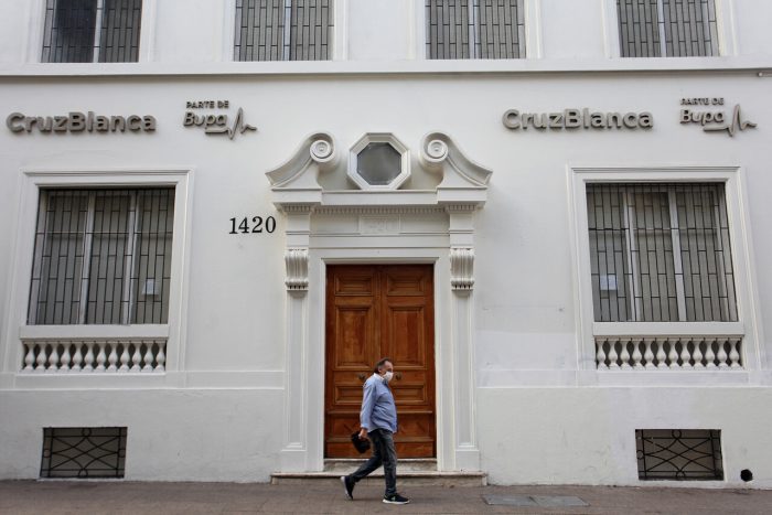 Isapres afirman que su futuro inmediato «está en manos del Gobierno» tras fallo de la Corte Suprema