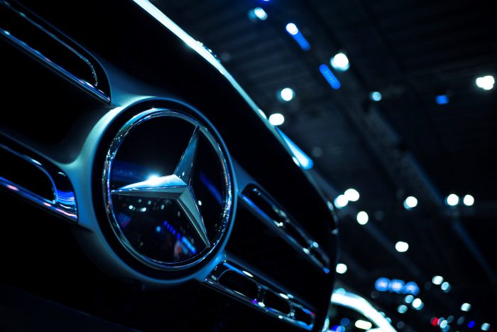 Sindicato de Mercedes-Benz en Brasil se pone en huelga tras anuncio de despidos
