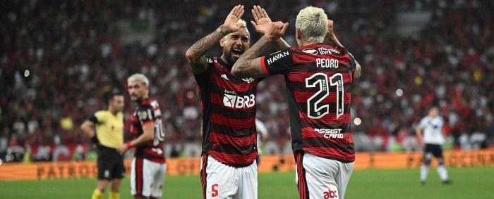 Con Vidal y Pulgar en cancha, Flamengo elimina a Vélez Sarsfield y clasifica a la final de la Libertadores