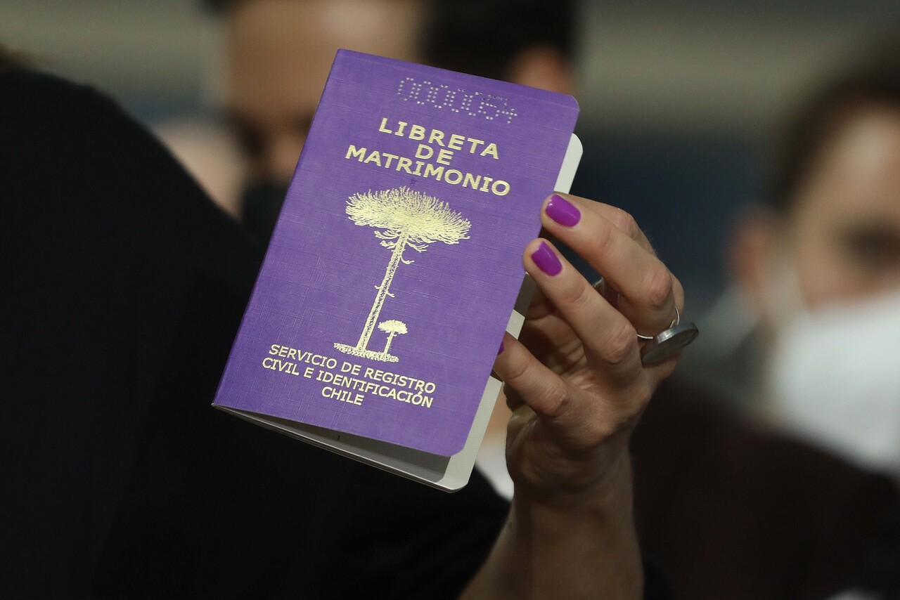 Dirección del Trabajo informa modificaciones para extender derechos laborales en matrimonios igualitarios