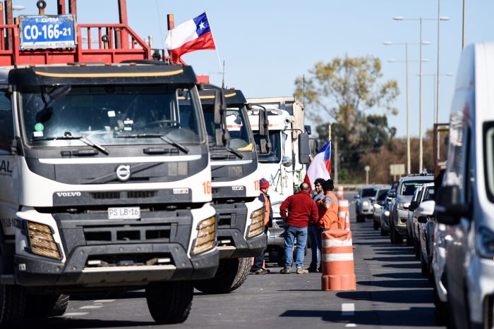 Gobierno desiste y no se querellará por Ley de Seguridad del Estado contra camioneros que bloquearon carreteras