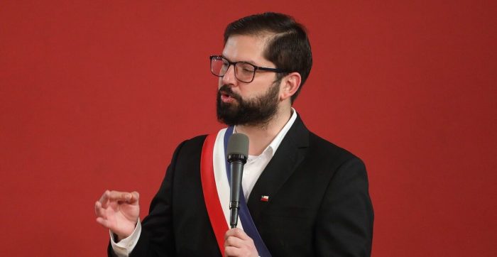 Presidente Boric tras dichos de embajador chileno en España: «No tratemos de buscar la peor versión del extracto de una cuña para pelearnos entre nosotros»