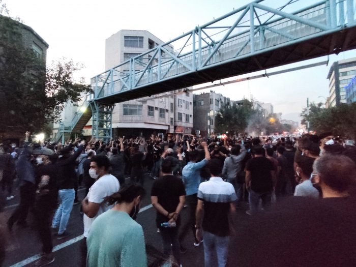 Al menos 35 personas han muerto en protestas en Irán