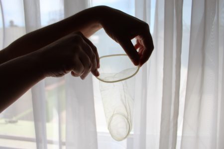 Uso del condón femenino, vaginal e interno es limitado en Chile por «falta de compromiso político»