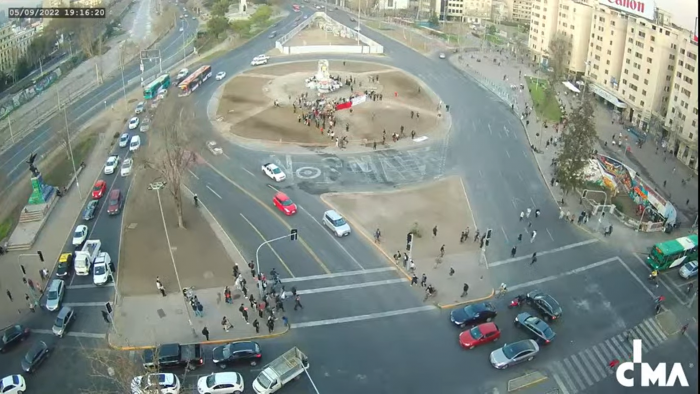 Reportan manifestaciones en los alrededores de Plaza Baquedano