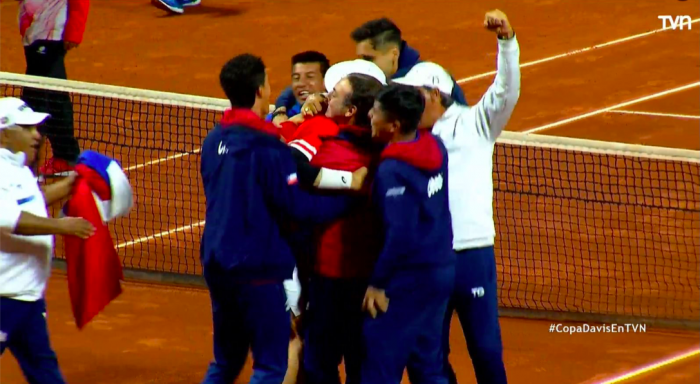 De la mano de Jarry y Tabilo, Chile vence a Perú y clasifica al Grupo Mundial 1 en Copa Davis