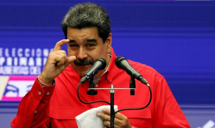Maduro no descarta adelanto de elecciones en Venezuela