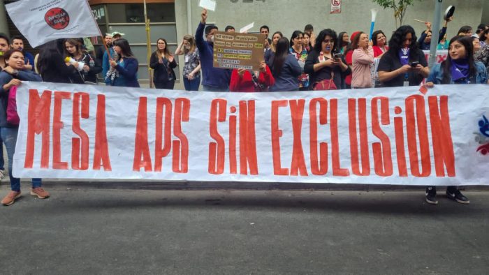 Trabajadores de la salud protestan afuera del Minsal por discriminación en proceso de universalización