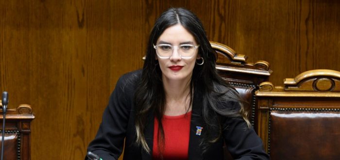 Ministra Vallejo indica que acuerdo de reforma previsional de la oposición es más cercano «a las ideas de José Piñera que a las de Sebastián Piñera»