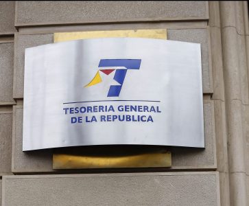 Tesorería inicia proceso de cobro de deudas del CAE: estará dirigido a más de 550 mil personas