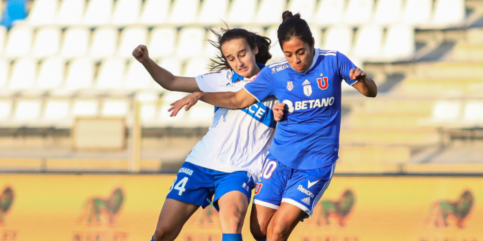 Nueva era en el deporte: Fútbol femenino ya es profesional en Chile