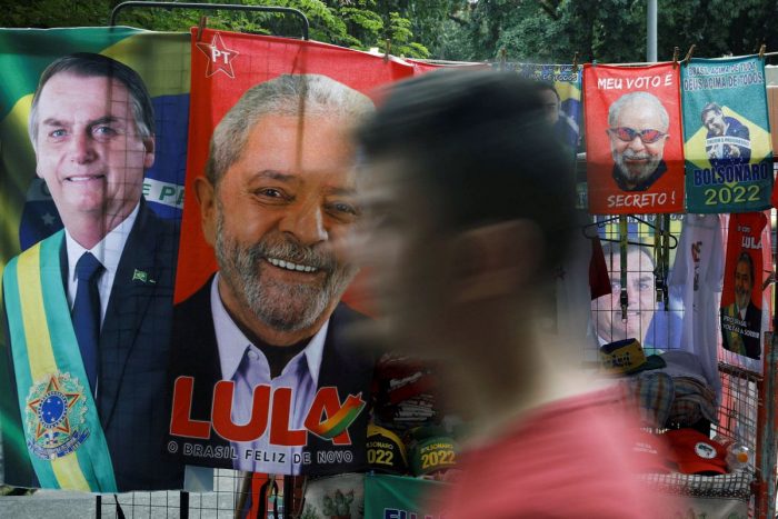 Sondeo de cara a segunda vuelta en Brasil: Lula tiene el 50% y Bolsonaro el 43% a seis días de elecciones